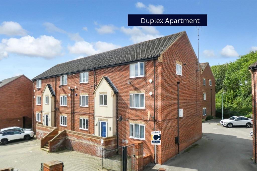 2 bed property in Kirkwood Grove, Milton Keynes